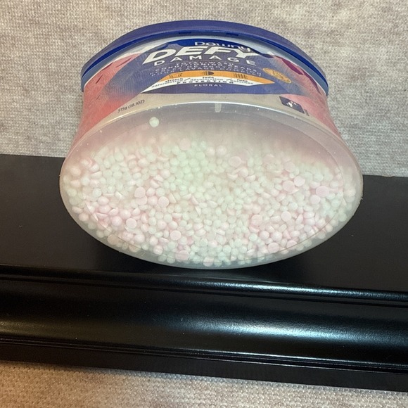 Downy Defy Damage Total Wash Conditioning Beads Floral Scent 18.10 Oz Sealed Y - Picture 5 of 8